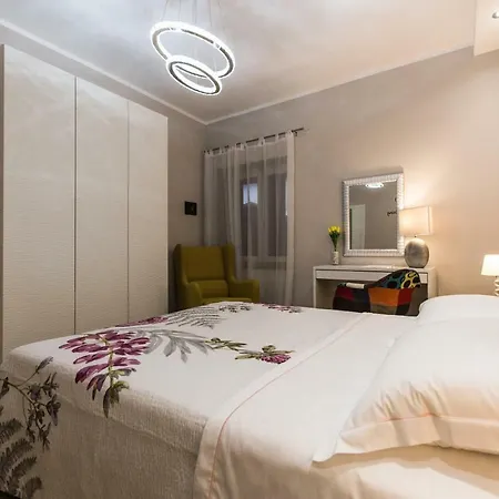 Apartment Exclusive Center With Garden *